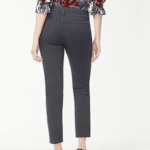 ​Chico's So Slimming Girlfriend Slim Leg Ankle Black Jeans Size 8 (US 1R) 32x25